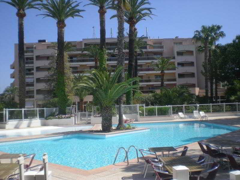 Residence Odalys Open Golfe Juan Exterior foto